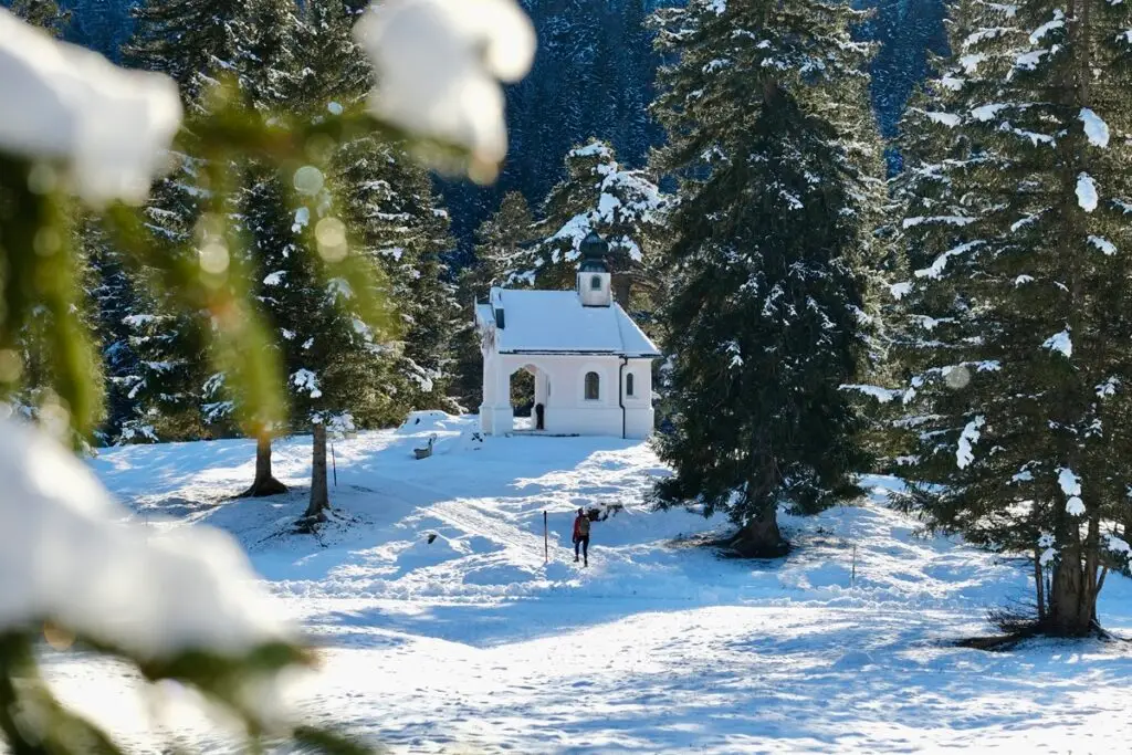 Winterwandelen bij de Hoher Kranzberg in de Alpenwelt Karwendel