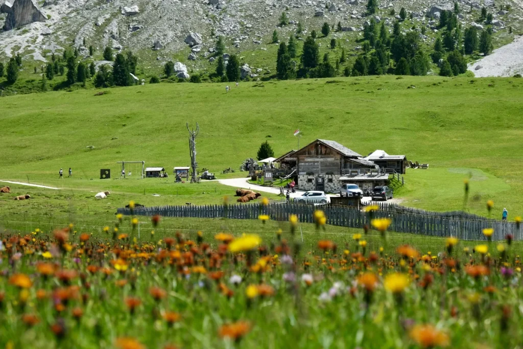 Rondwandeling Peitlerkofel, die langs Munt de Fornella loopt