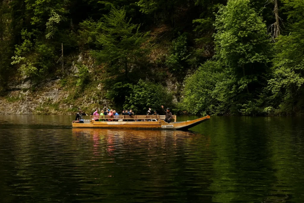 Met de boot over de Toplitzsee in het Ausseerland, Salzkammergut